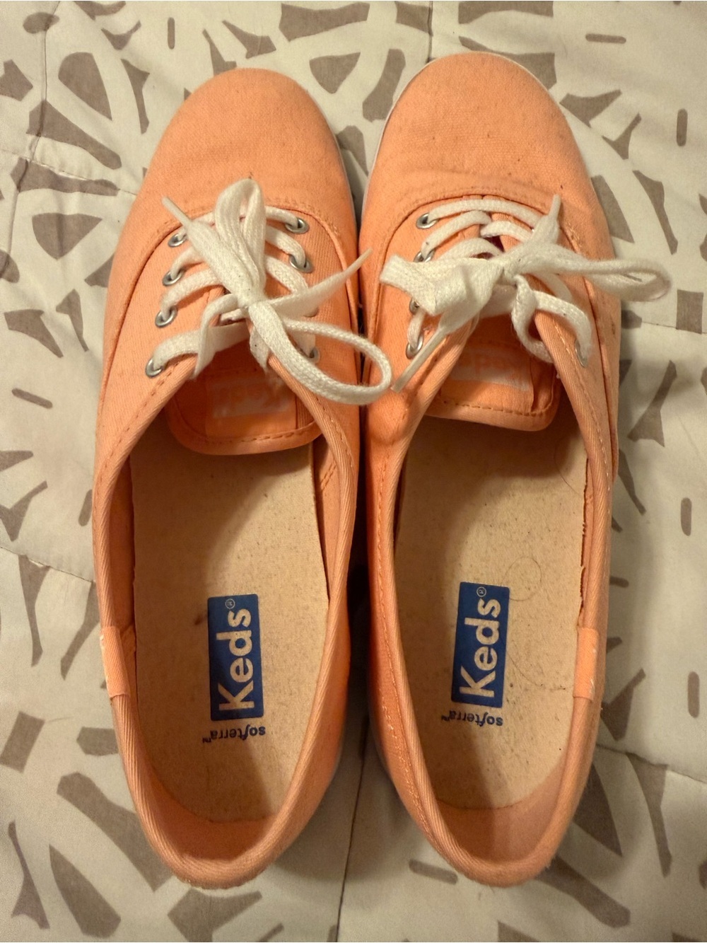 Peach keds classic sneakers 7.5 GUC
